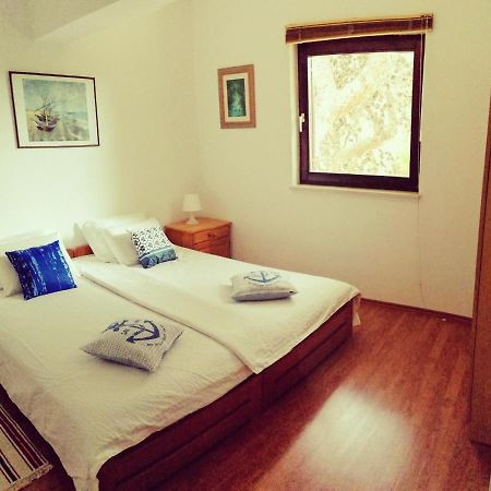 Apartment By The Beach Primošten Εξωτερικό φωτογραφία