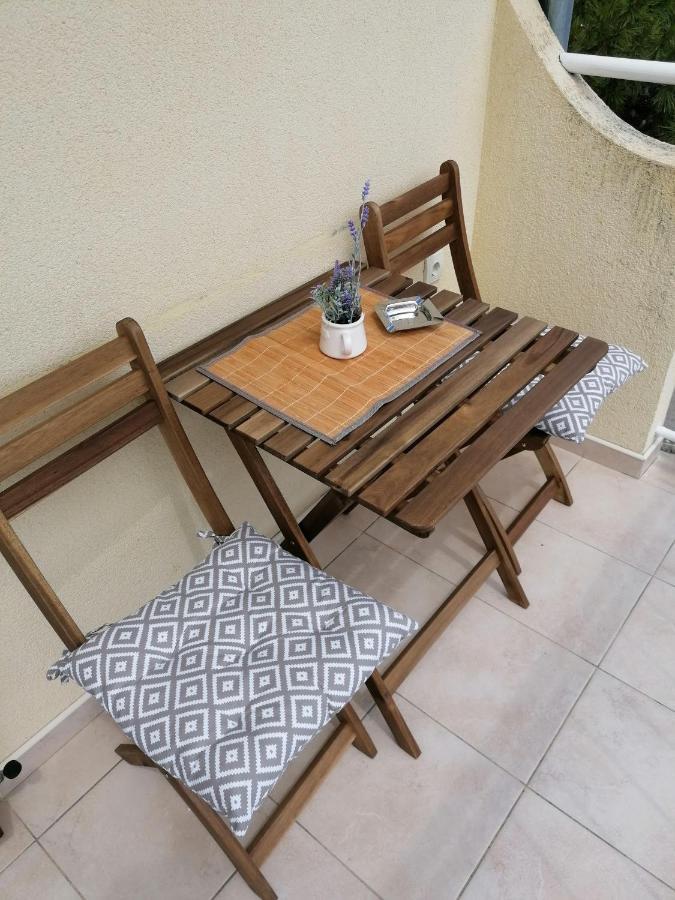 Apartment By The Beach Primošten Εξωτερικό φωτογραφία
